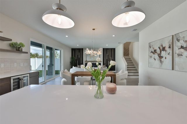 3315 W ROGERS AVENUE, Tampa, FL 33611