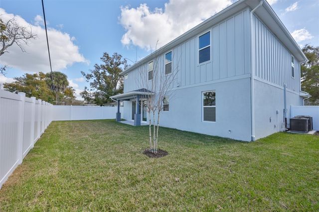 3315 W ROGERS AVENUE, Tampa, FL 33611