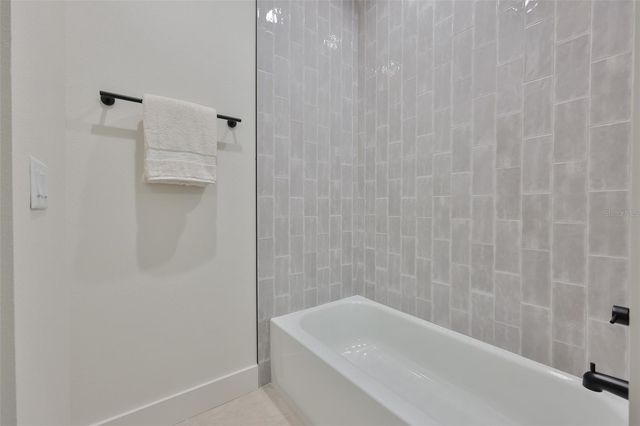 3315 W ROGERS AVENUE, Tampa, FL 33611