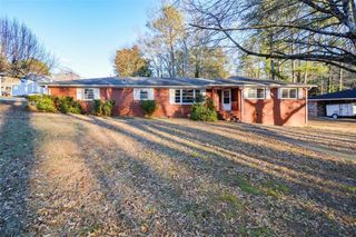 1489 Thunderwood SW Lane, Mableton, GA 30126