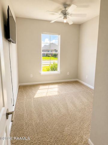 601 Grassy Meadows Lane, Lafayette, LA 70506