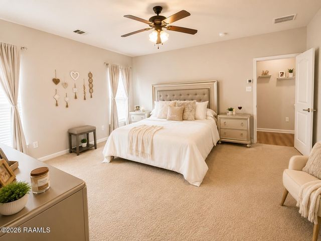 601 Grassy Meadows Lane, Lafayette, LA 70506