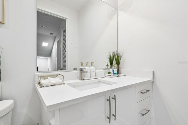 8708 PALM RANCHES PLACE, Tampa, FL 33614