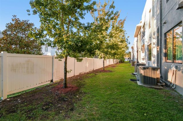 8708 PALM RANCHES PLACE, Tampa, FL 33614