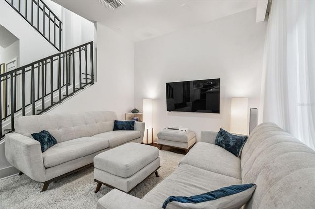 8708 PALM RANCHES PLACE, Tampa, FL 33614