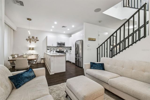 8708 PALM RANCHES PLACE, Tampa, FL 33614