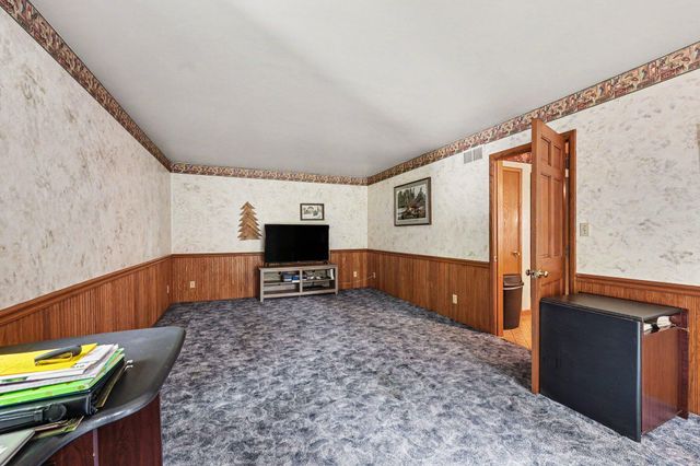 5688 W Waters Road, Ann Arbor, MI 48103