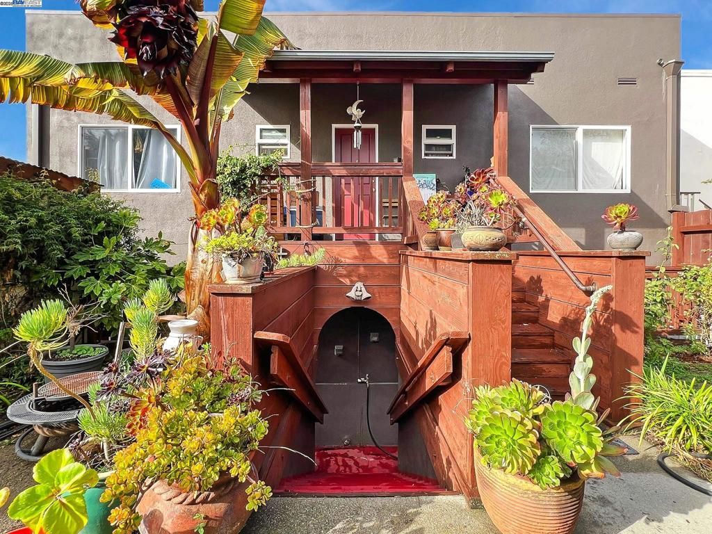 2622 Kingsland Ave, Oakland, CA 94619