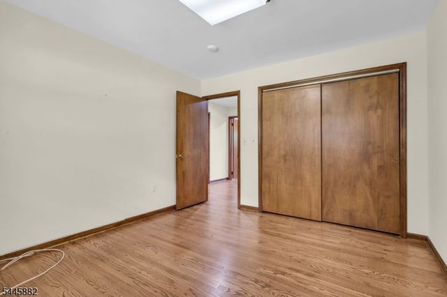 20 Cora Ln, Chester Twp., NJ 07930