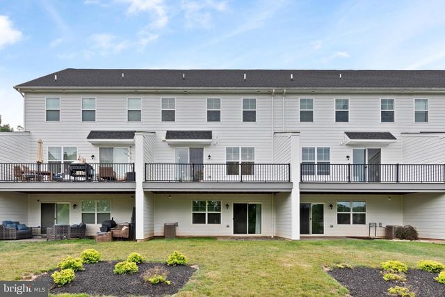 4113 ADDISON CT, Lafayette Hill, PA 19444