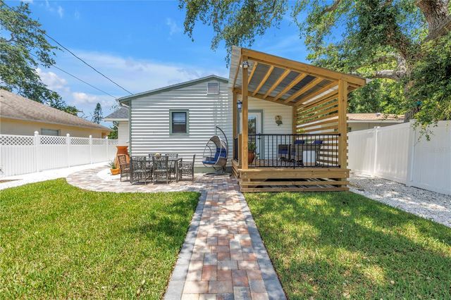 650 63RD AVENUE S, St Petersburg, FL 33705