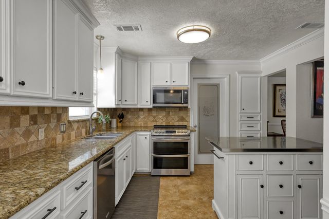6107 Craigway Road, Spring, TX 77389