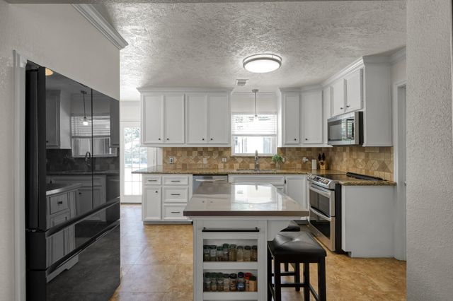 6107 Craigway Road, Spring, TX 77389