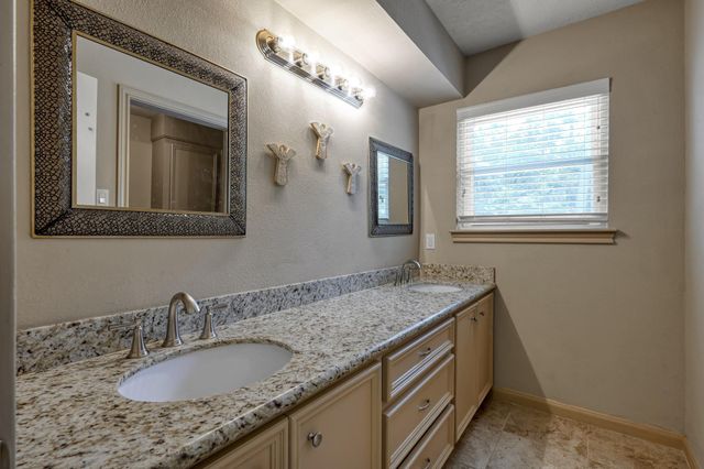 6107 Craigway Road, Spring, TX 77389