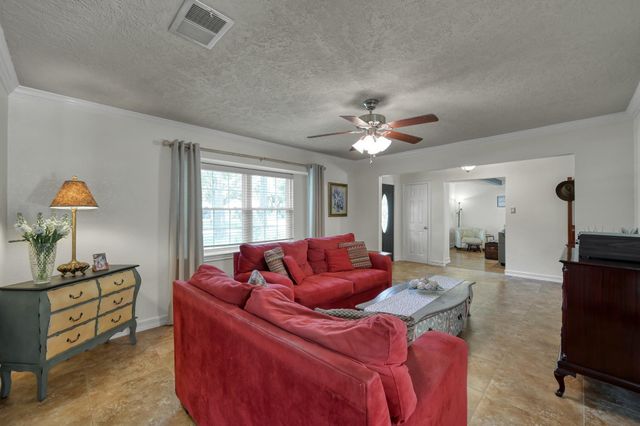 6107 Craigway Road, Spring, TX 77389
