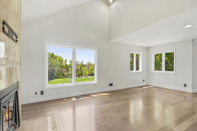 2782 Tamarack Drive, Medina, MN 55356