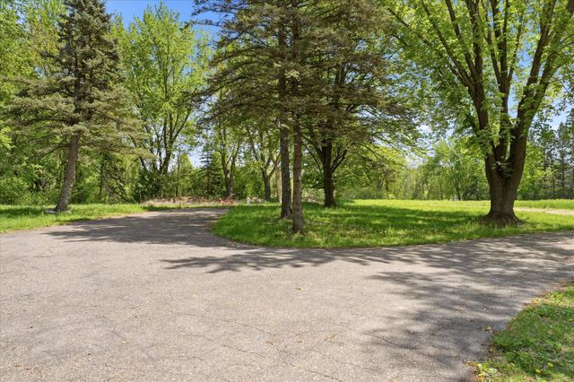 2782 Tamarack Drive, Medina, MN 55356