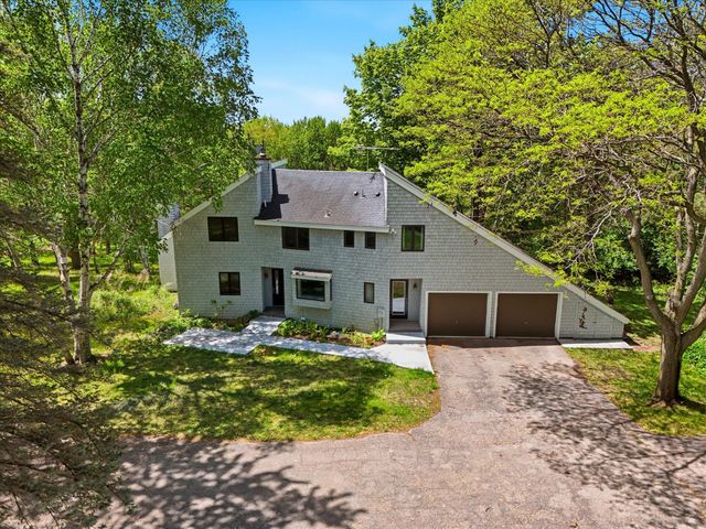 2782 Tamarack Drive, Medina, MN 55356