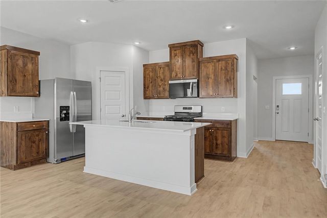 4628 W Aurora Street, Fayetteville, AR 72704