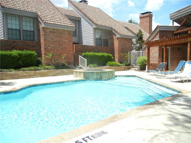 18240 Midway Road 105, Dallas, TX 75287