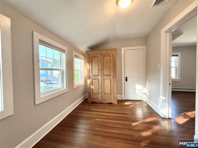 110 6th Street, Wood Ridge, NJ 07075