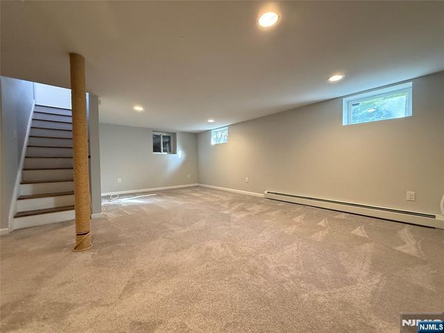 110 6th Street, Wood Ridge, NJ 07075