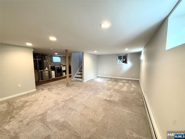 110 6th Street, Wood Ridge, NJ 07075