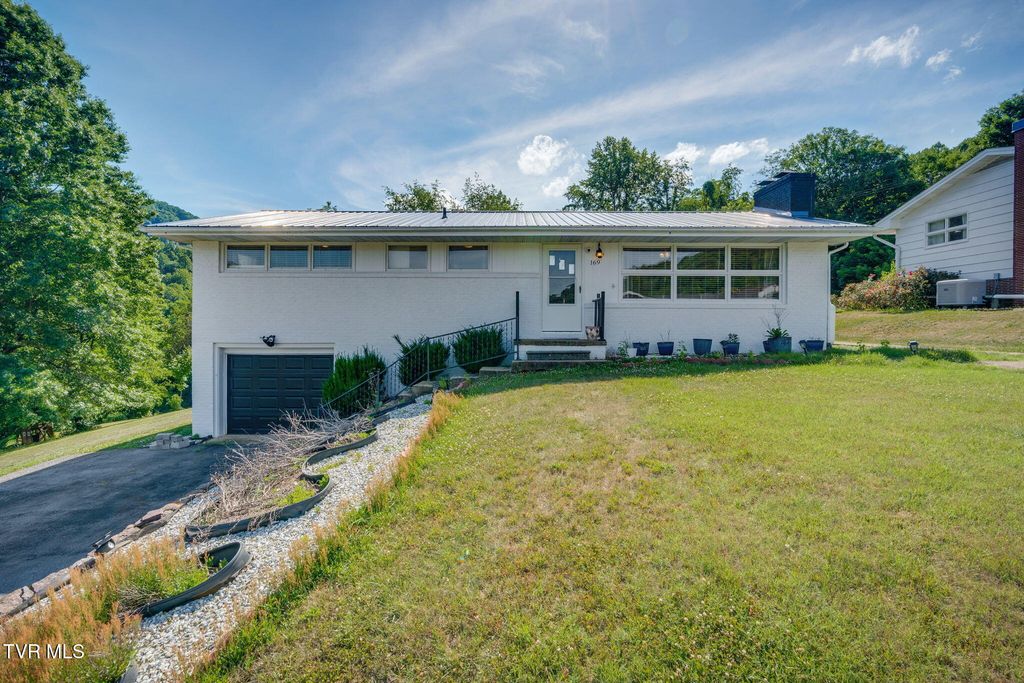 169 Frances Street, Gate City, VA 24251
