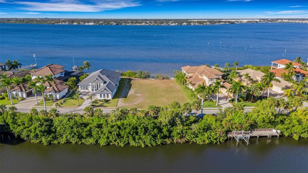 4111 HAWK ISLAND DRIVE, Bradenton, FL 34208