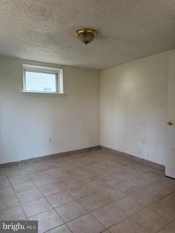 13409 PINETREE DR, Woodbridge, VA 22191