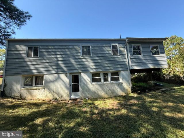 13409 PINETREE DR, Woodbridge, VA 22191