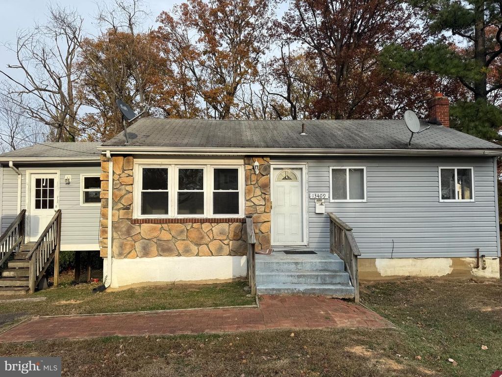 13409 PINETREE DR, Woodbridge, VA 22191