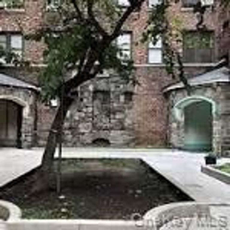 1177 Anderson Avenue 5A, Bronx, NY 10452 — exterior