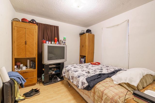 5634 Schevers Street, Houston, TX 77033