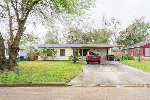 5634 Schevers Street, Houston, TX 77033