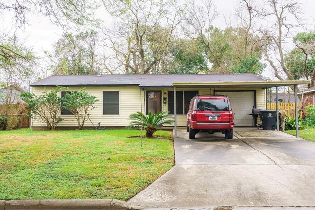 5634 Schevers Street, Houston, TX 77033