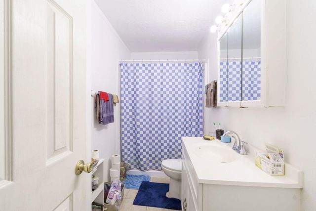 5634 Schevers Street, Houston, TX 77033