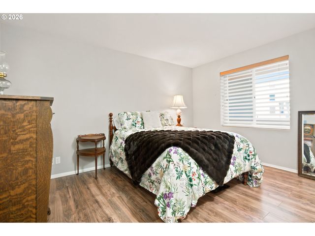 6625 W Burnside Rd 226, Portland, OR 97210