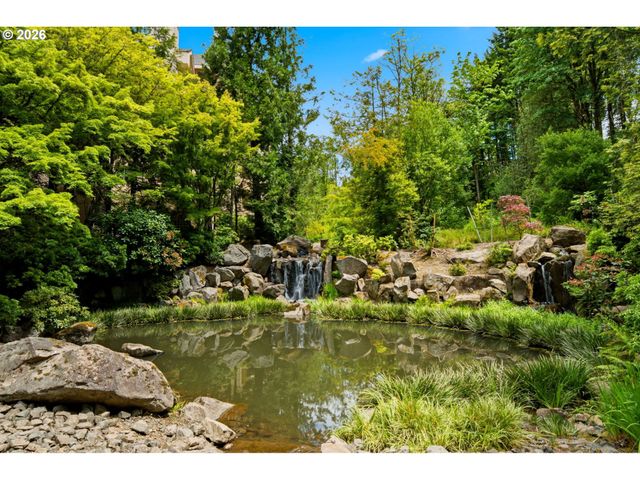6625 W Burnside Rd 226, Portland, OR 97210