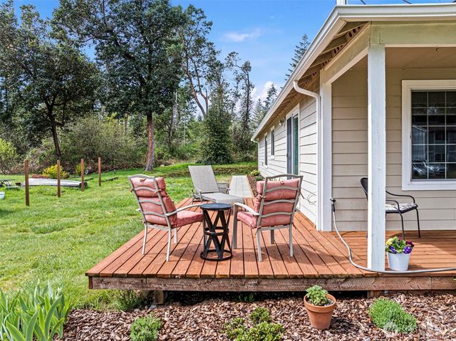 1704 197th Avenue SW, Lakebay, WA 98349
