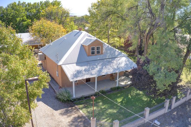 6056 Appleton Lane SW, Albuquerque, NM 87105