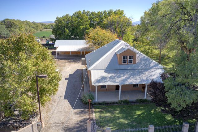6056 Appleton Lane SW, Albuquerque, NM 87105