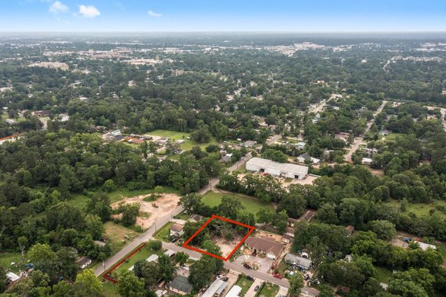 1615 Gilmore Street, Conroe, TX 77301