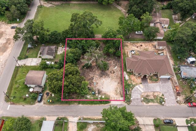 1615 Gilmore Street, Conroe, TX 77301