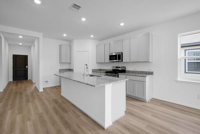 127 Daylight Crest Drive, Crosby, TX 77532