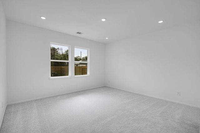 127 Daylight Crest Drive, Crosby, TX 77532