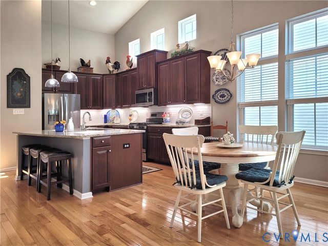 6606 Glen Falls Xing, Moseley, VA 23120