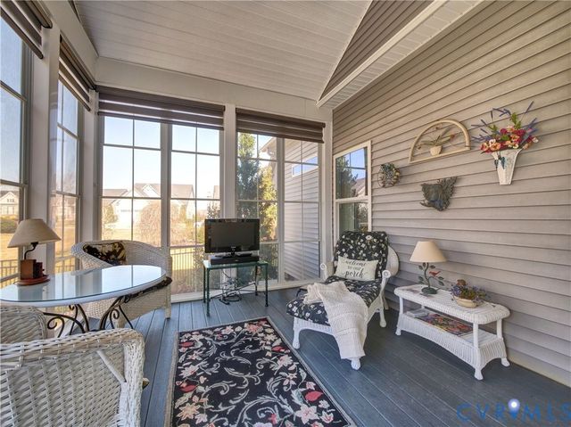 6606 Glen Falls Xing, Moseley, VA 23120