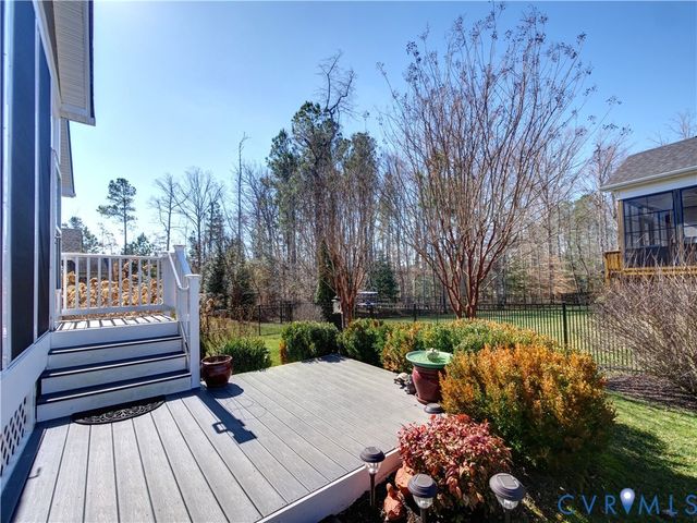6606 Glen Falls Xing, Moseley, VA 23120