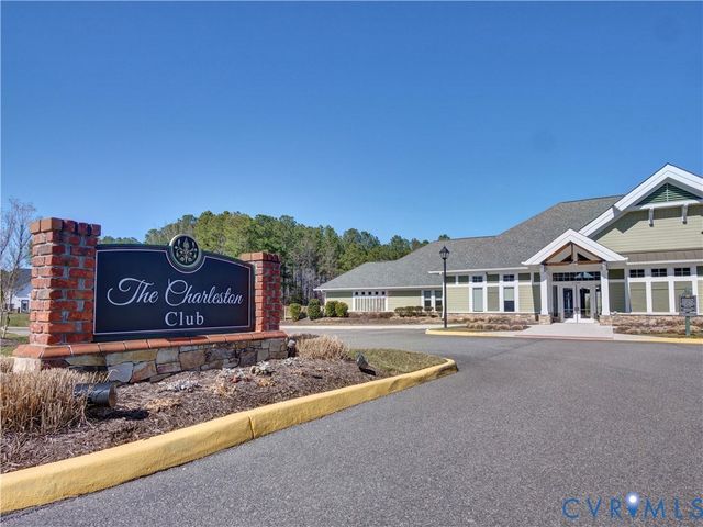 6606 Glen Falls Xing, Moseley, VA 23120